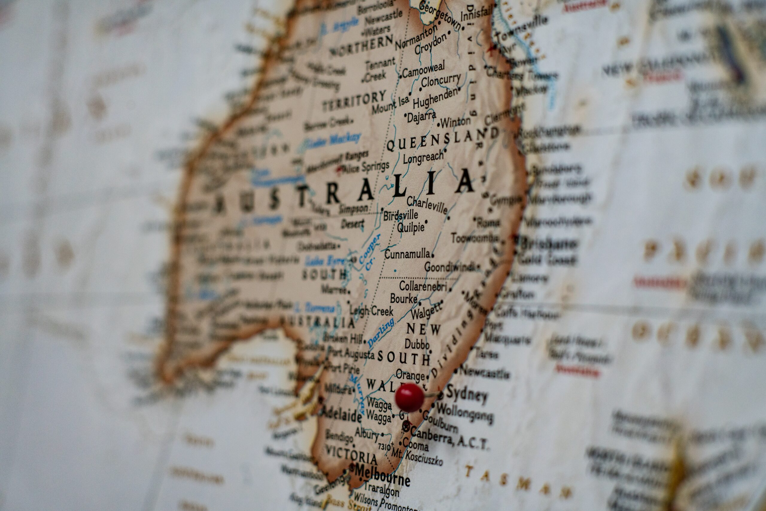 Australia AG Reveals Federal Clash Against Canberra Local Law