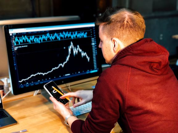 How to Short a Stock with Your Online Brokerage Account
